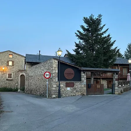 Hotel Cal Rei De Talló